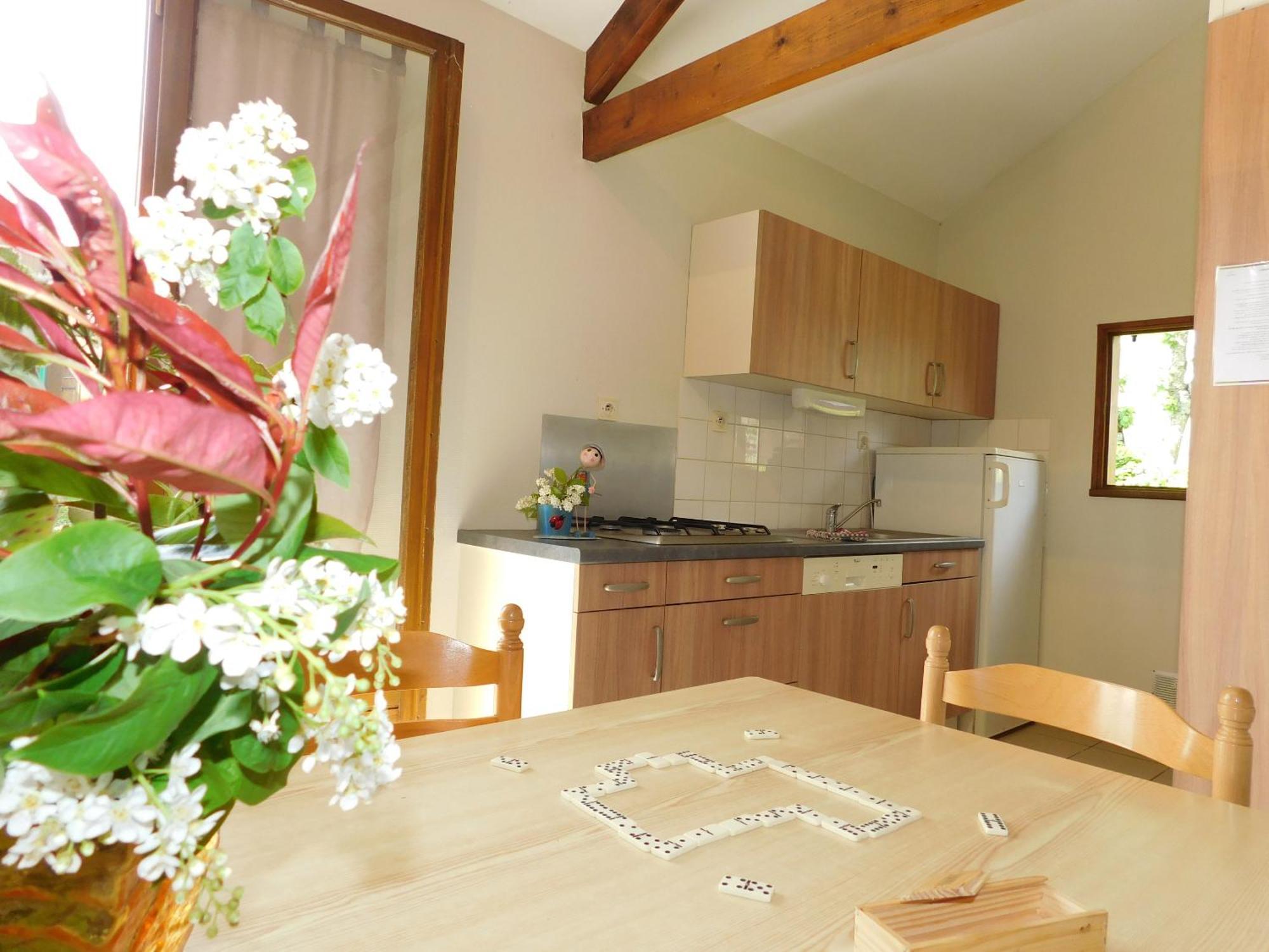 Village De Gites De La Chesnaie Saint-Denis-du-Maine Habitación foto